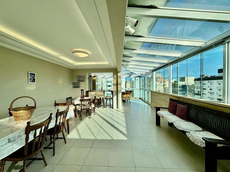 Cobertura Duplex Mobiliada em Capão da Canoa: 3ª foto da galeria de imagens do imóvel