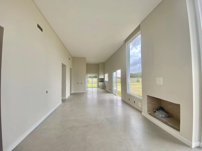 Linda Casa Cond Fechado no Coração de Capão: 3ª foto da galeria de imagens do imóvel