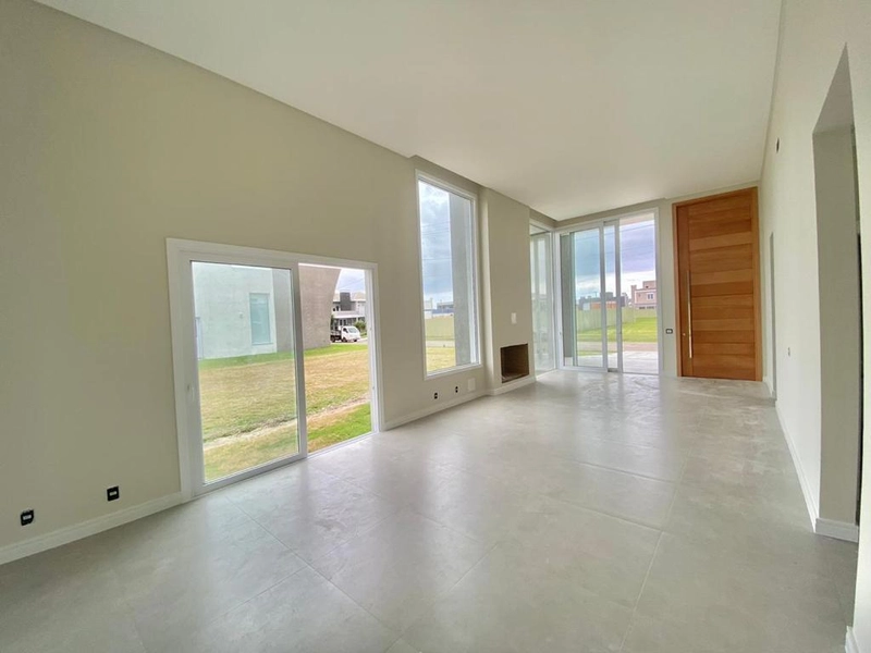 Linda Casa Cond Fechado no Coração de Capão: 19ª foto da galeria de imagens do imóvel