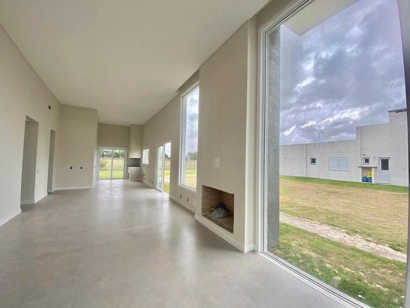 Linda Casa Cond Fechado no Coração de Capão: 9ª foto da galeria de imagens do imóvel