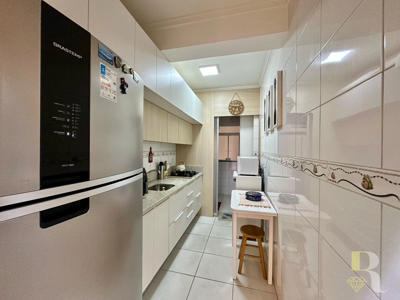APARTAMENTO À VENDA DE FRENTE PARA AVENIDA VISTA PARA O MAR!: 10ª foto da galeria de imagens do imóvel