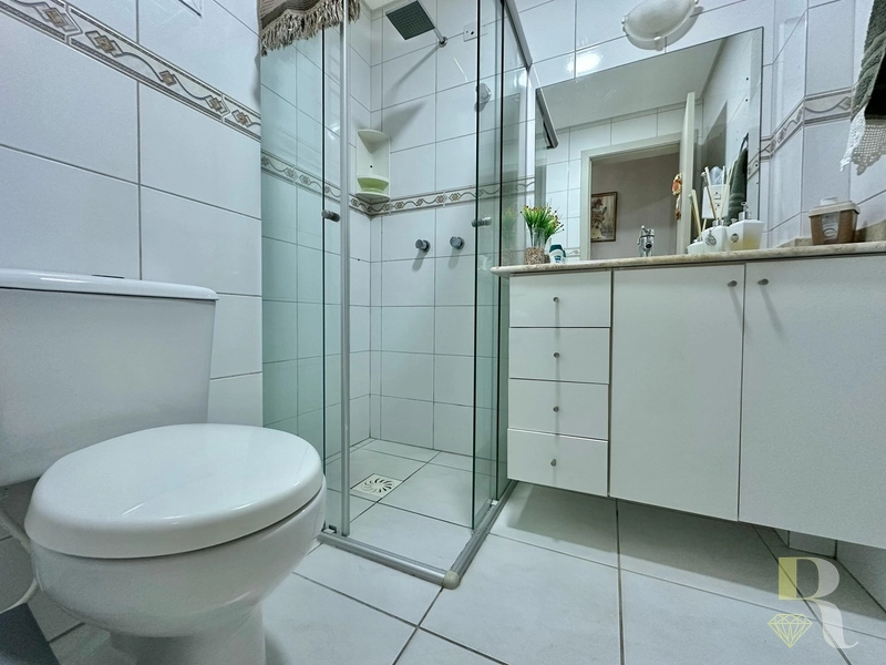APARTAMENTO À VENDA DE FRENTE PARA AVENIDA VISTA PARA O MAR!: 15ª foto da galeria de imagens do imóvel