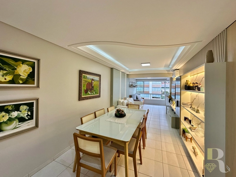 APARTAMENTO À VENDA DE FRENTE PARA AVENIDA VISTA PARA O MAR!: 6ª foto da galeria de imagens do imóvel