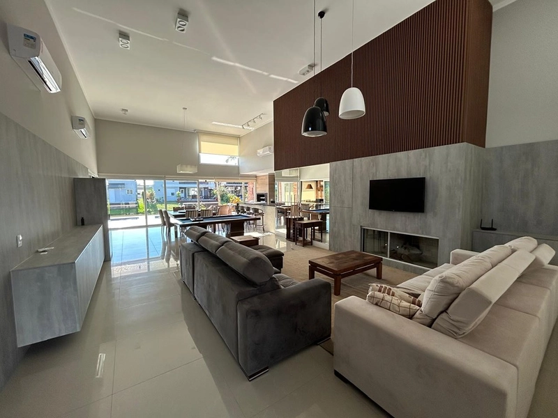 Sobrado Beira Lago - Condomínio Malibu: 21ª foto da galeria de imagens do imóvel