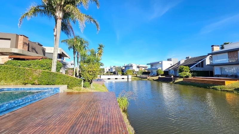 Sobrado Beira Lago - Condomínio Malibu: 19ª foto da galeria de imagens do imóvel