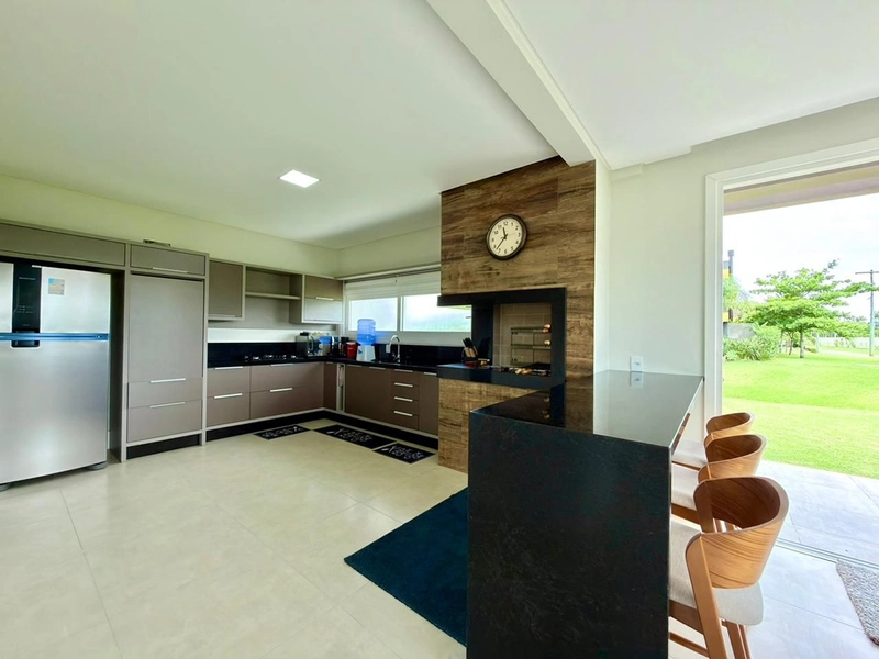 CONDOMÍNIO CAPÃO ILHAS RESORT – CASA COM VISTA PARA O LAGO!: 9ª foto da galeria de imagens do imóvel