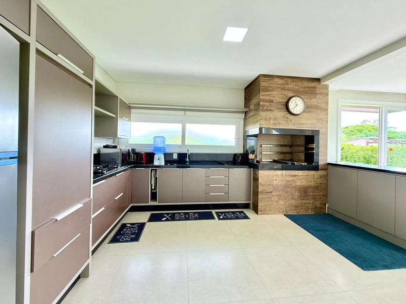 CONDOMÍNIO CAPÃO ILHAS RESORT – CASA COM VISTA PARA O LAGO!: 8ª foto da galeria de imagens do imóvel