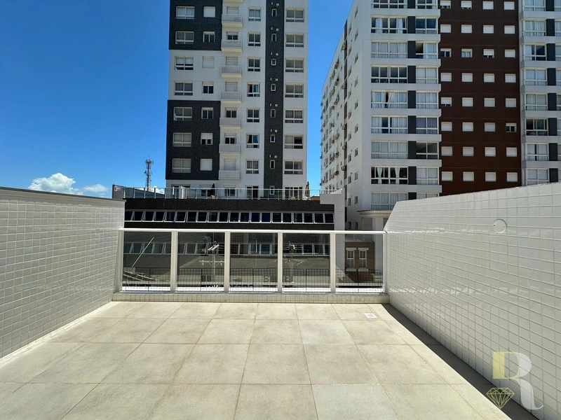 APTO DE ALTO PADRAO COM TERRAÇO PRIVATIVO: 2ª foto da galeria de imagens do imóvel