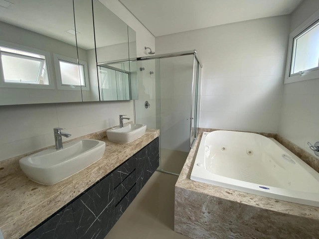 SOBRADO 5 SUITES BEIRA LAGO ENSEADA: 12ª foto da galeria de imagens do imóvel
