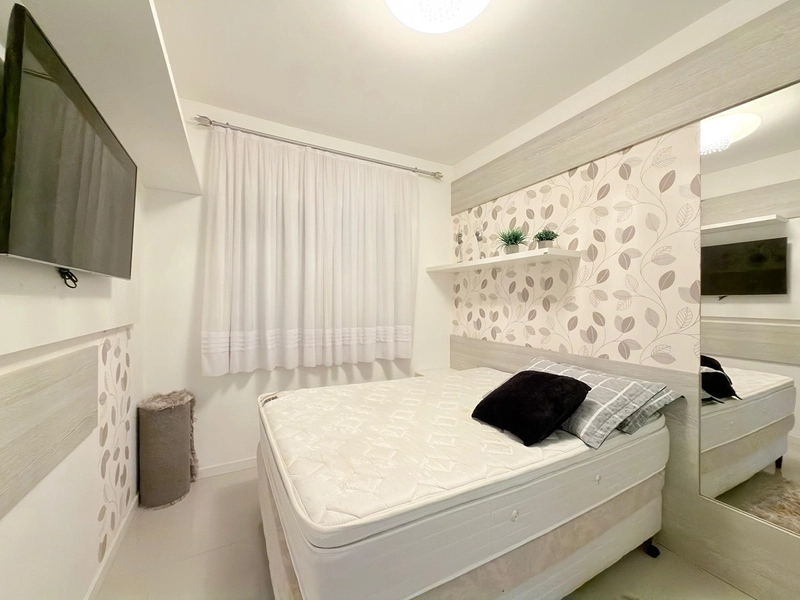 Raridade de Frente para a Praça – Amplo Apartamento com 3 Dormitórios: 18ª foto da galeria de imagens do imóvel