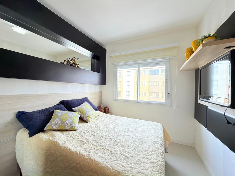 Raridade de Frente para a Praça – Amplo Apartamento com 3 Dormitórios: 14ª foto da galeria de imagens do imóvel