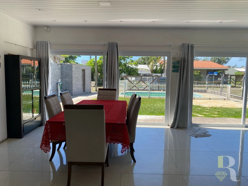 CASA 4 DORMITÓRIOS MOBILIADA COM PISCINA LADO MAR: 5ª foto da galeria de imagens do imóvel