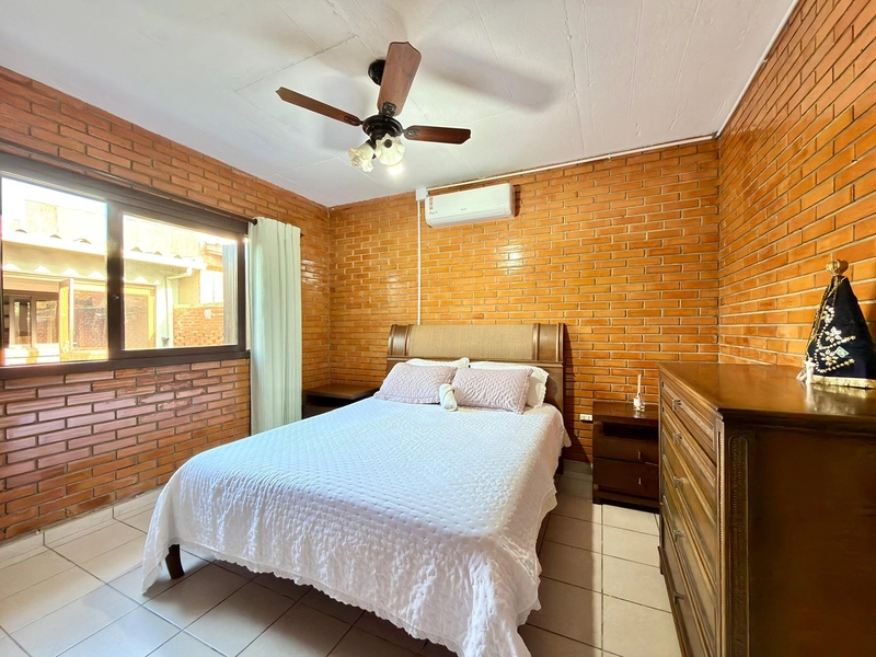 Grande Oportunidade – Casa no Centro | 3 Quadras do Mar: 24ª foto da galeria de imagens do imóvel