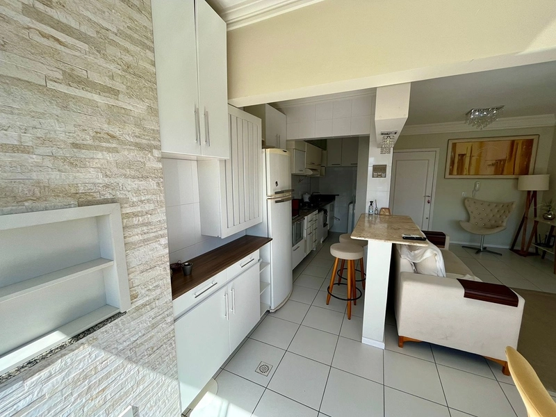 Apartamento na Zona Nova: 8ª foto da galeria de imagens do imóvel