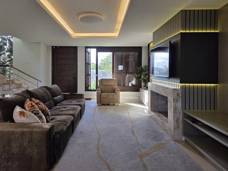 SOBRADO NO CENTRO DE XANGRI-LÁ – 3 DORMITÓRIOS | ALTO PADRÃO: 35ª foto da galeria de imagens do imóvel