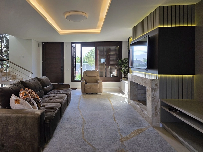 SOBRADO NO CENTRO DE XANGRI-LÁ – 3 DORMITÓRIOS | ALTO PADRÃO: 9ª foto da galeria de imagens do imóvel