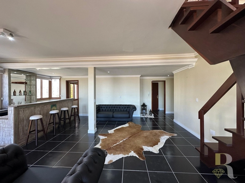 COBERTURA DUPLEX COM TERRAÇO E VISTA LIBERADA PARA O MAR E PRAÇA FLÁVI: 4ª foto da galeria de imagens do imóvel