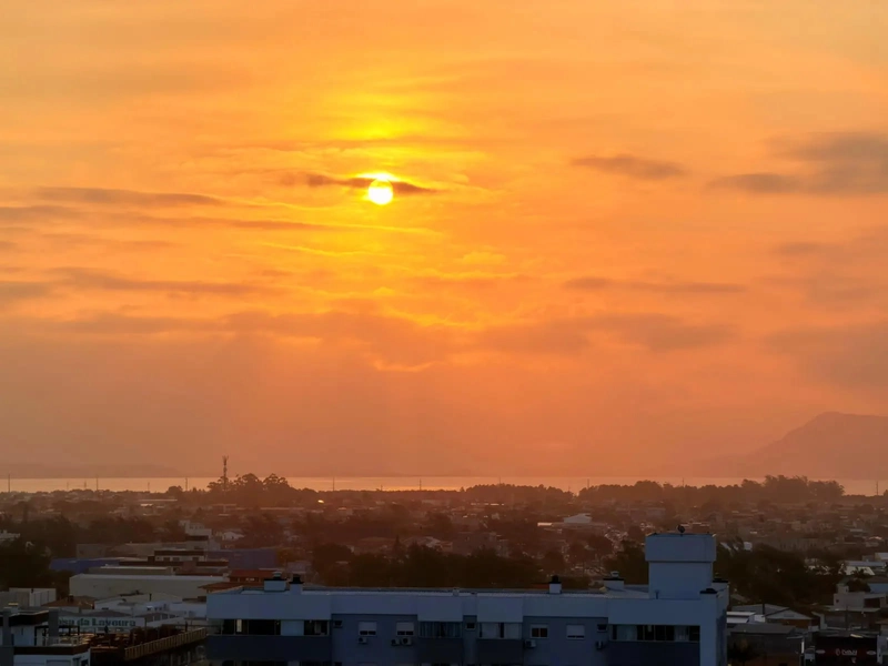 APARTAMENTO À VEDA: 1ª foto da galeria de imagens do imóvel