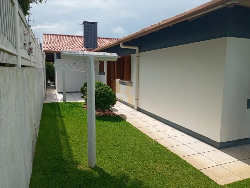 Maravilhosa Casa de Bairro 04 Dormitórios: 20ª foto da galeria de imagens do imóvel