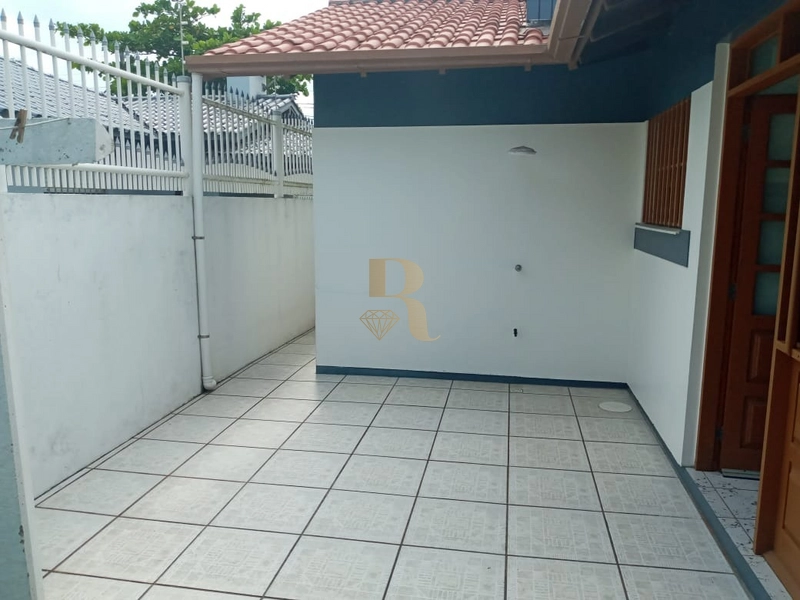 Maravilhosa Casa de Bairro 04 Dormitórios: 10ª foto da galeria de imagens do imóvel