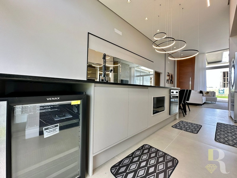 CASA AUTOMATIZADA COM 4 SUITES: 6ª foto da galeria de imagens do imóvel