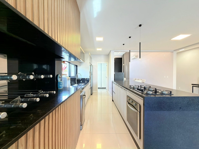 Condomínio Velas da Marina – Casa Mobiliada e Decorada com 4 Suítes: 12ª foto da galeria de imagens do imóvel