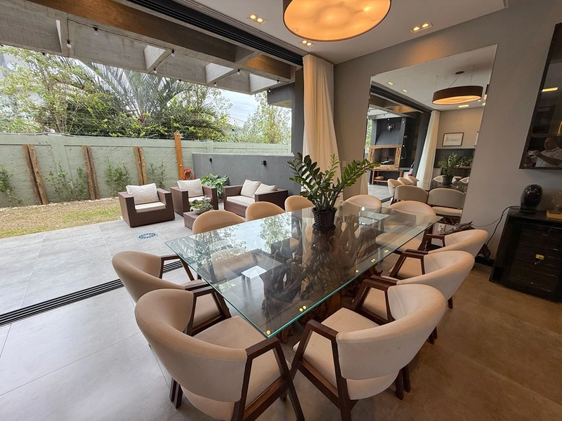 SOBRADO 5 SUITES CONDOMINIO SUNSET: 5ª foto da galeria de imagens do imóvel