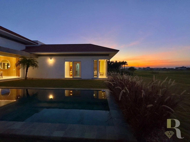 Linda Casa Terrea em Cond com Golf: 6ª foto da galeria de imagens do imóvel