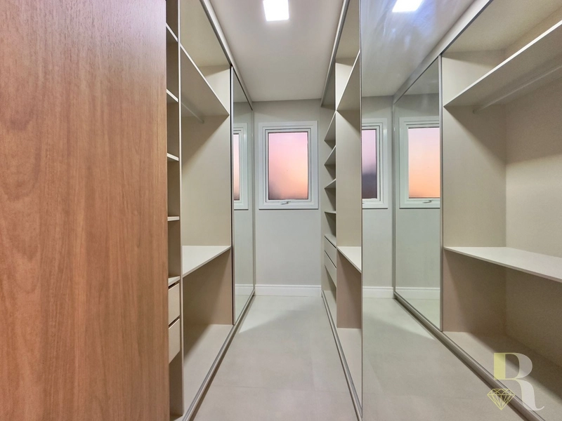Linda Casa Terrea em Cond com Golf: 25ª foto da galeria de imagens do imóvel