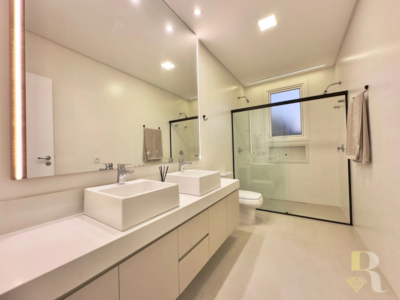 Linda Casa Terrea em Cond com Golf: 26ª foto da galeria de imagens do imóvel