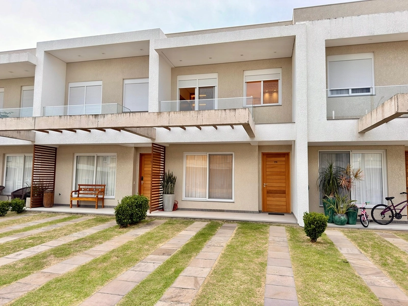 Novidade à Venda – Condomínio Murano | Sobrado Beira Lago: 1ª foto da galeria de imagens do imóvel