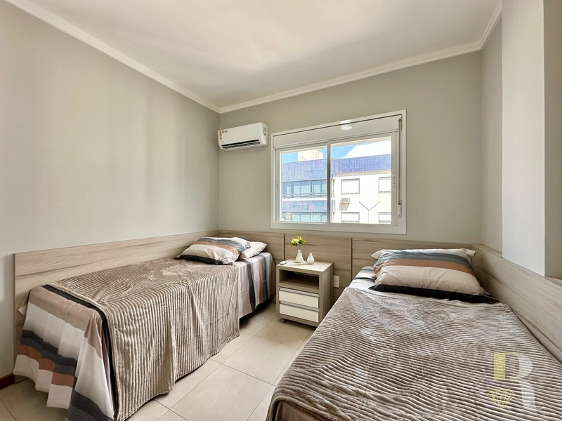 APARTAMENTO DE ESQUINA COM VISTA LIBERADA PARA O MAR!: 12ª foto da galeria de imagens do imóvel