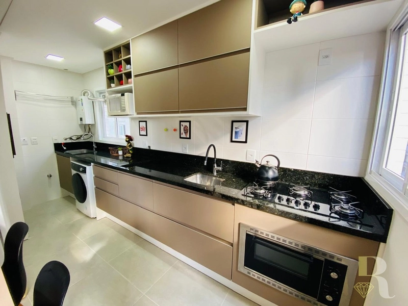 Apartamento 2 dormitórios 1 quadra do mar: 2ª foto da galeria de imagens do imóvel