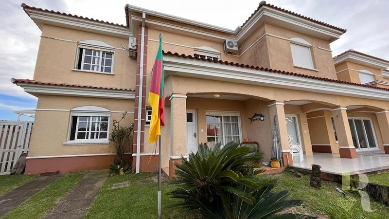 SOBRADO 4 SUITES EM CONDOMINIO A BEIRA MAR: 1ª foto da galeria de imagens do imóvel