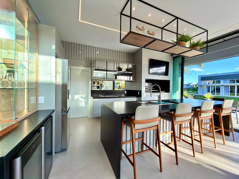 SOBRADO À VENDA NO CONDOMÍNIO MALIBU – BEIRA LAGO: 7ª foto da galeria de imagens do imóvel