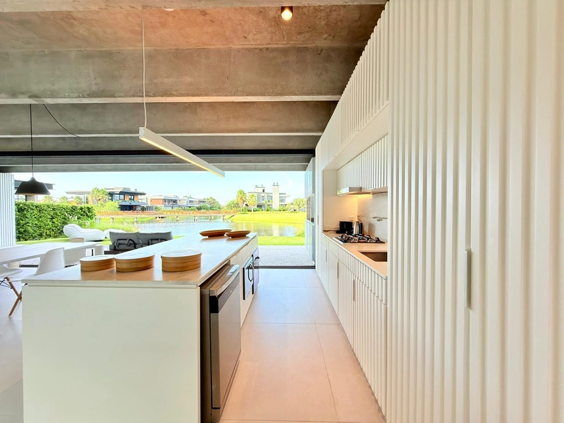 Condomínio Velas da Marina – Casa Mobiliada e Decorada com 4 Suítes : 7ª foto da galeria de imagens do imóvel