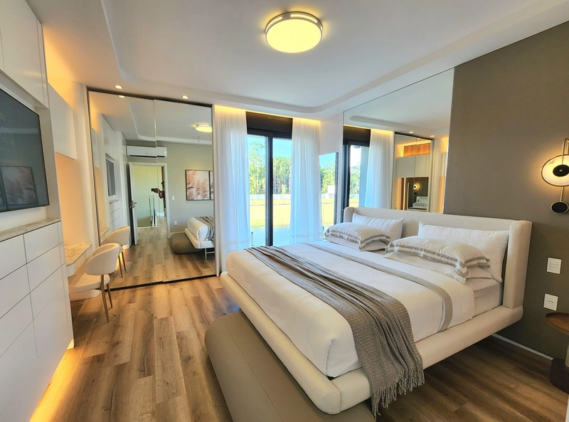 Casa dos Sonhos à Beira do Lago: Sofisticação, Vista Privilegiada e 4 Suítes: 31ª foto da galeria de imagens do imóvel