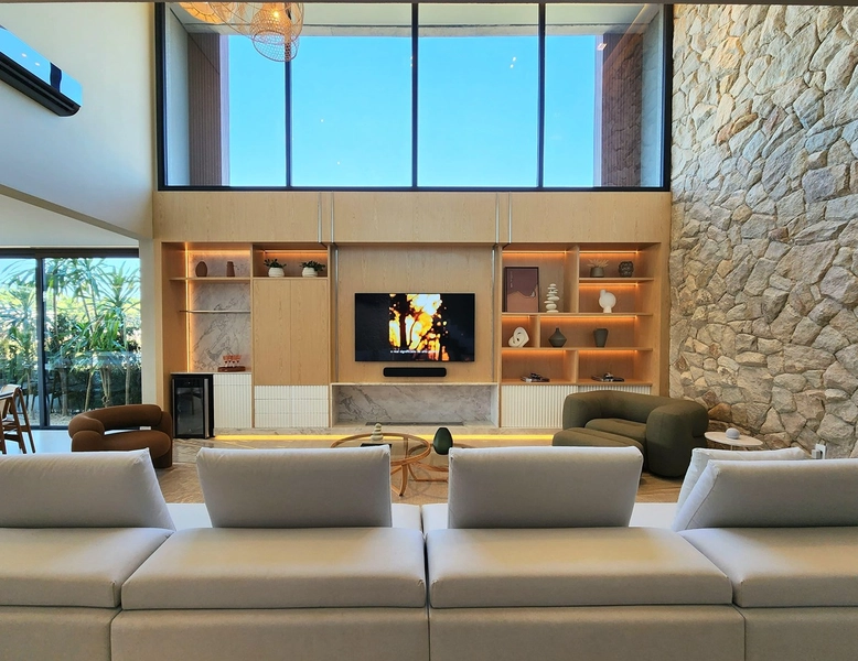 Casa dos Sonhos à Beira do Lago: Sofisticação, Vista Privilegiada e 4 Suítes: 14ª foto da galeria de imagens do imóvel