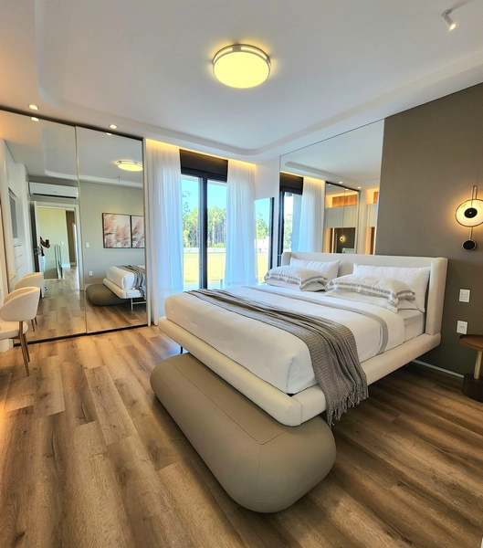 Casa dos Sonhos à Beira do Lago: Sofisticação, Vista Privilegiada e 4 Suítes: 38ª foto da galeria de imagens do imóvel