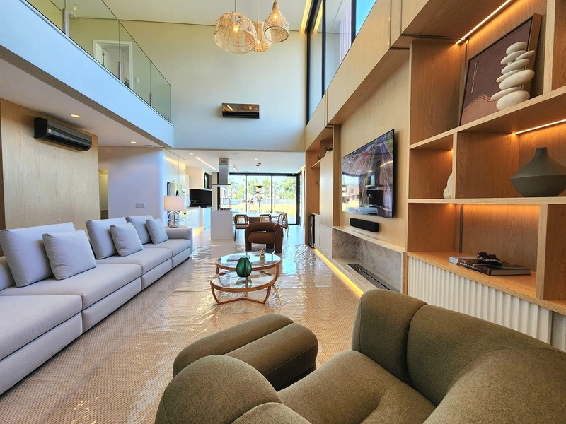 Casa dos Sonhos à Beira do Lago: Sofisticação, Vista Privilegiada e 4 Suítes: 8ª foto da galeria de imagens do imóvel