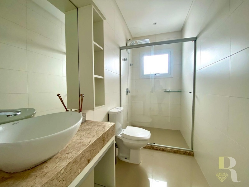 SOBRADO 4 SUITES MOBILIADA E DECORADA COM PISCINA: 15ª foto da galeria de imagens do imóvel