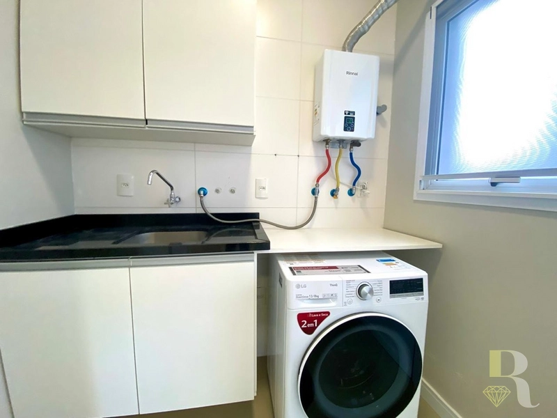 SOBRADO 4 SUITES MOBILIADA E DECORADA COM PISCINA: 9ª foto da galeria de imagens do imóvel