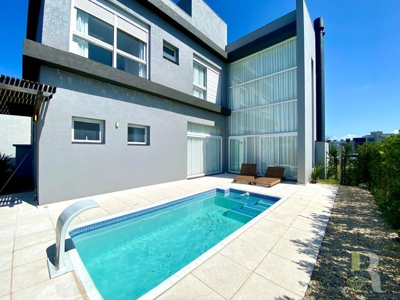 SOBRADO 4 SUITES MOBILIADA E DECORADA COM PISCINA: 26ª foto da galeria de imagens do imóvel
