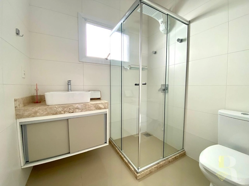SOBRADO 4 SUITES MOBILIADA E DECORADA COM PISCINA: 21ª foto da galeria de imagens do imóvel
