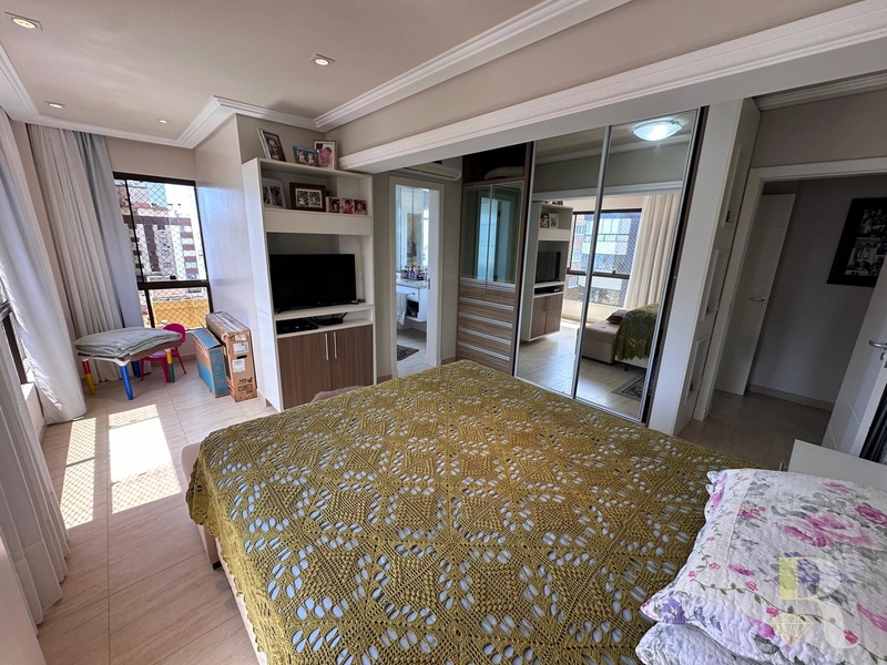 Amplo apartamento 3 dormitorios 3 vagas com vista mar e infraestrutura: 10ª foto da galeria de imagens do imóvel