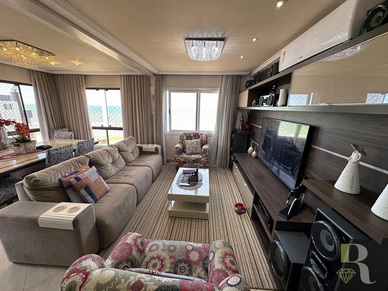 Amplo apartamento 3 dormitorios 3 vagas com vista mar e infraestrutura: 4ª foto da galeria de imagens do imóvel