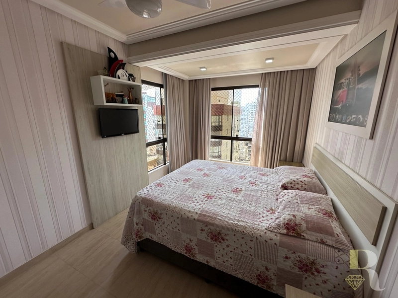 Amplo apartamento 3 dormitorios 3 vagas com vista mar e infraestrutura: 12ª foto da galeria de imagens do imóvel