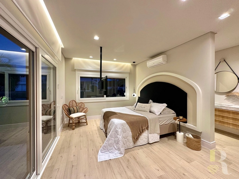 RESIDÊNCIA DE ALTO PADRÃO NO CAPÃO ILHAS RESORT: 21ª foto da galeria de imagens do imóvel