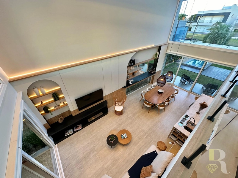 RESIDÊNCIA DE ALTO PADRÃO NO CAPÃO ILHAS RESORT: 16ª foto da galeria de imagens do imóvel