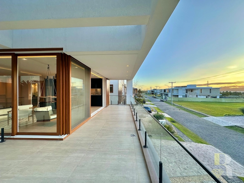 RESIDÊNCIA DE ALTO PADRÃO NO CAPÃO ILHAS RESORT: 36ª foto da galeria de imagens do imóvel